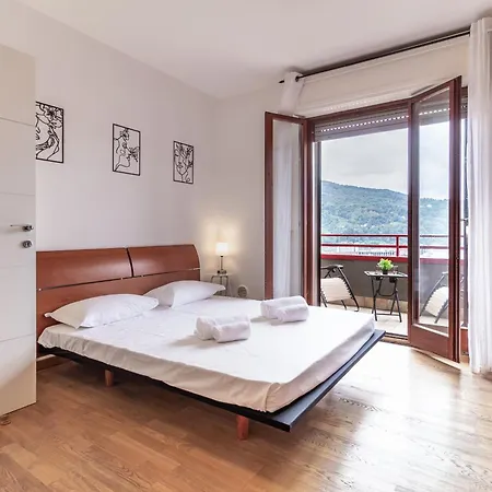 Lena House - Swiss Border View Apartment Como